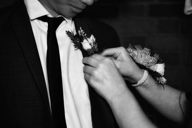 The Ultimate Prom Suit Guide