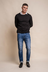 KN101 black crewneck knitwear front