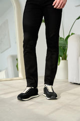 International Runner Black Lightweight Nylon Trainer