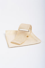 Knitted sand tie set