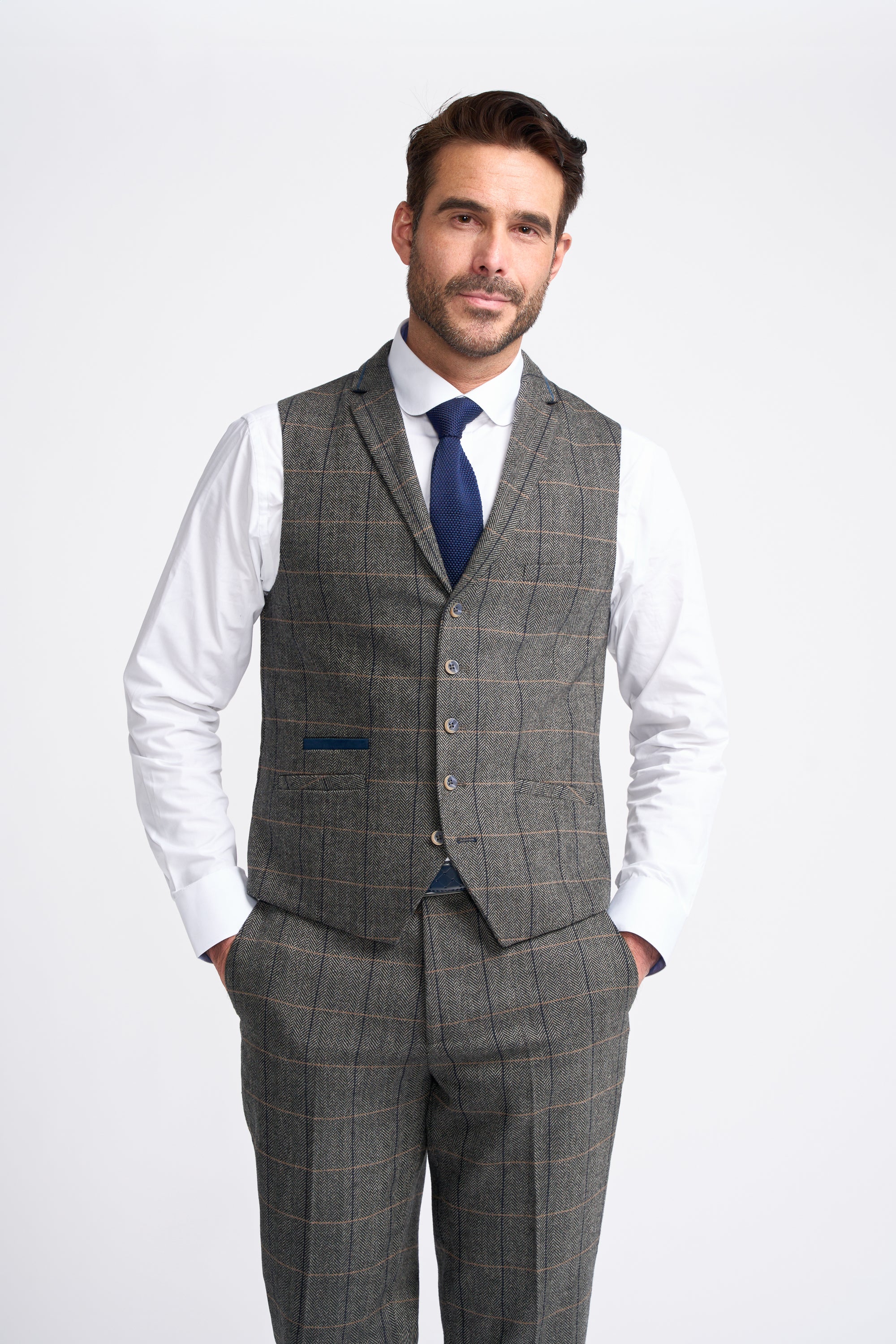 Albert Grey Short Tweed Three Piece Suit