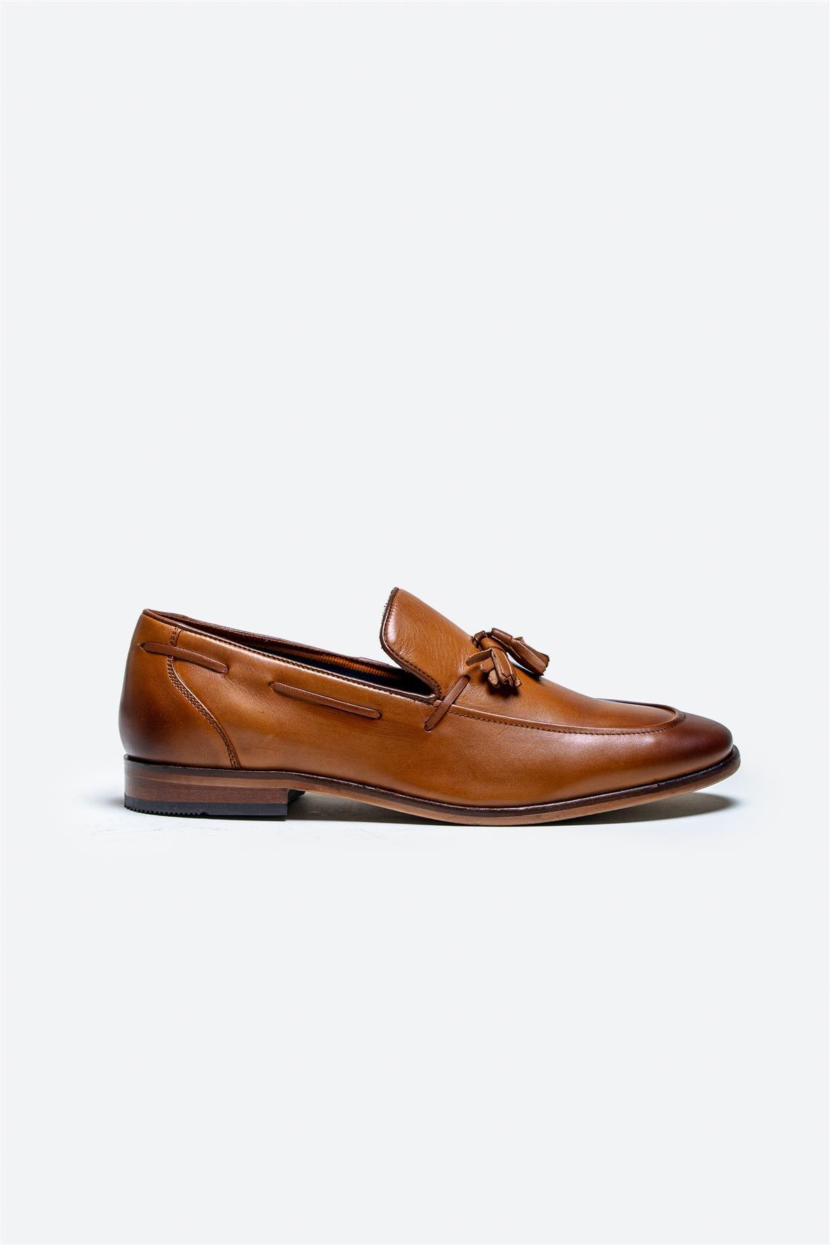 Freemont tan loafers side