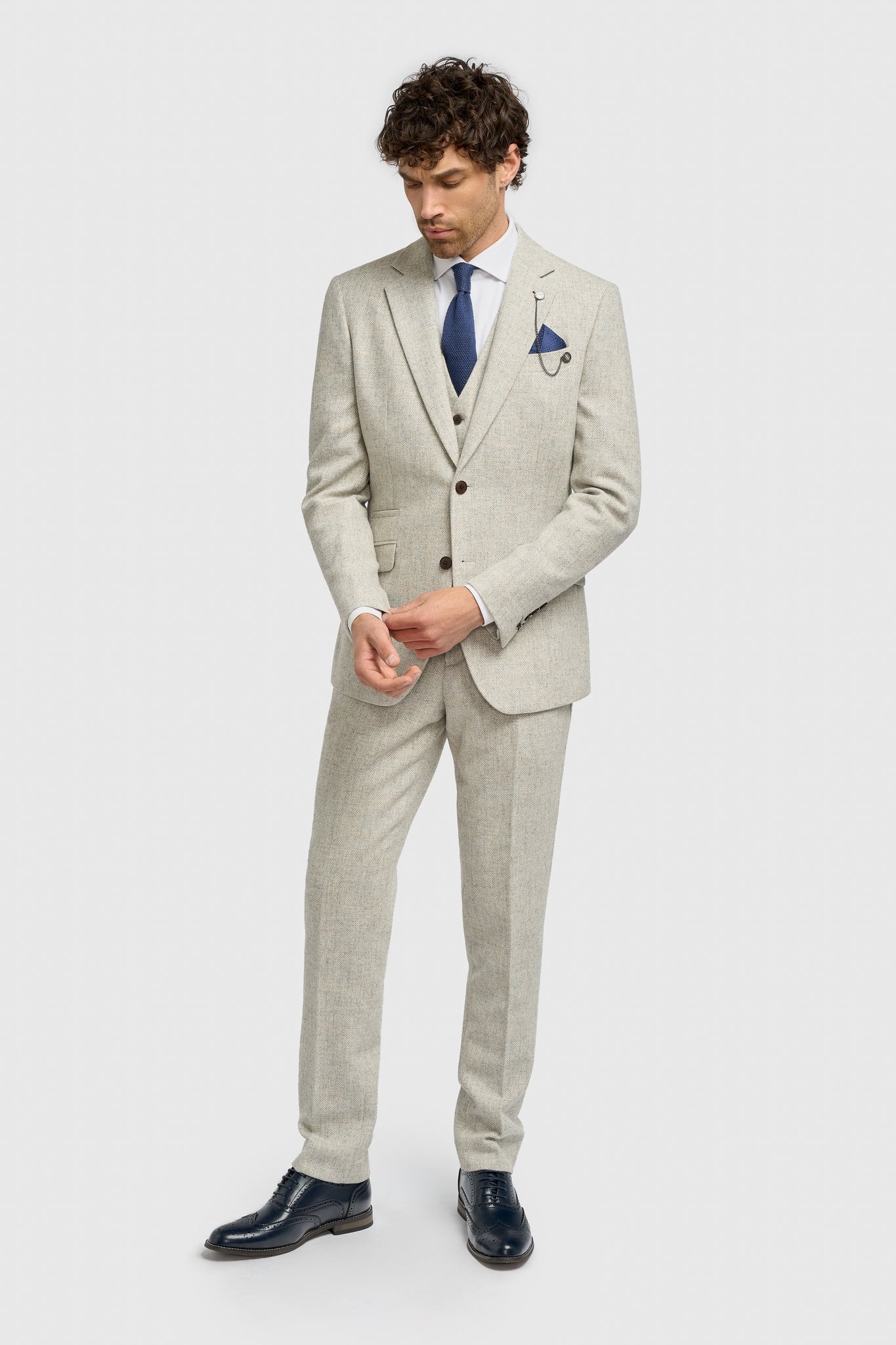 Thomas Pearl Tweed Three Piece Suit - House of Cavani