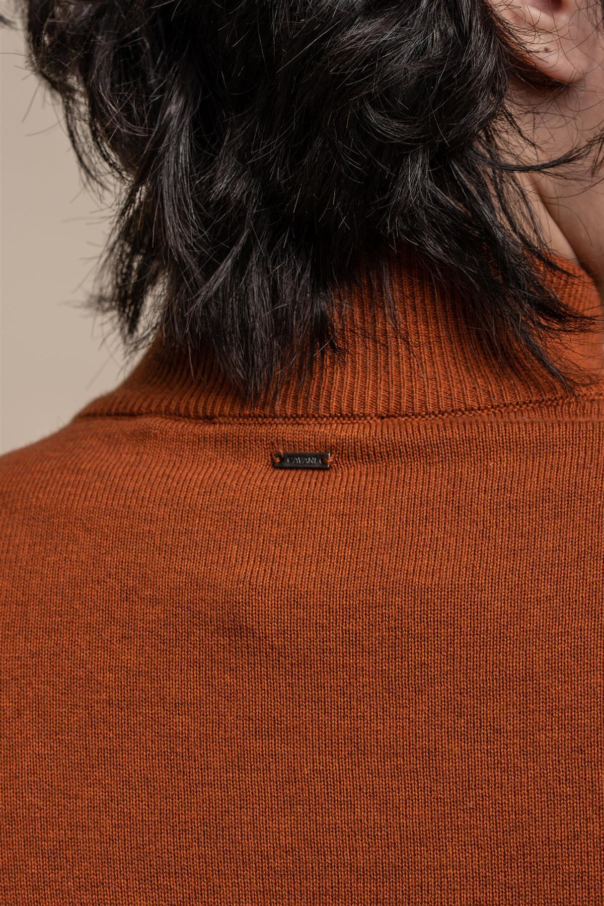 Kyle rustic half zip knitwear back detail