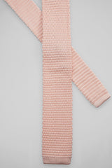 Knitted pink tie set