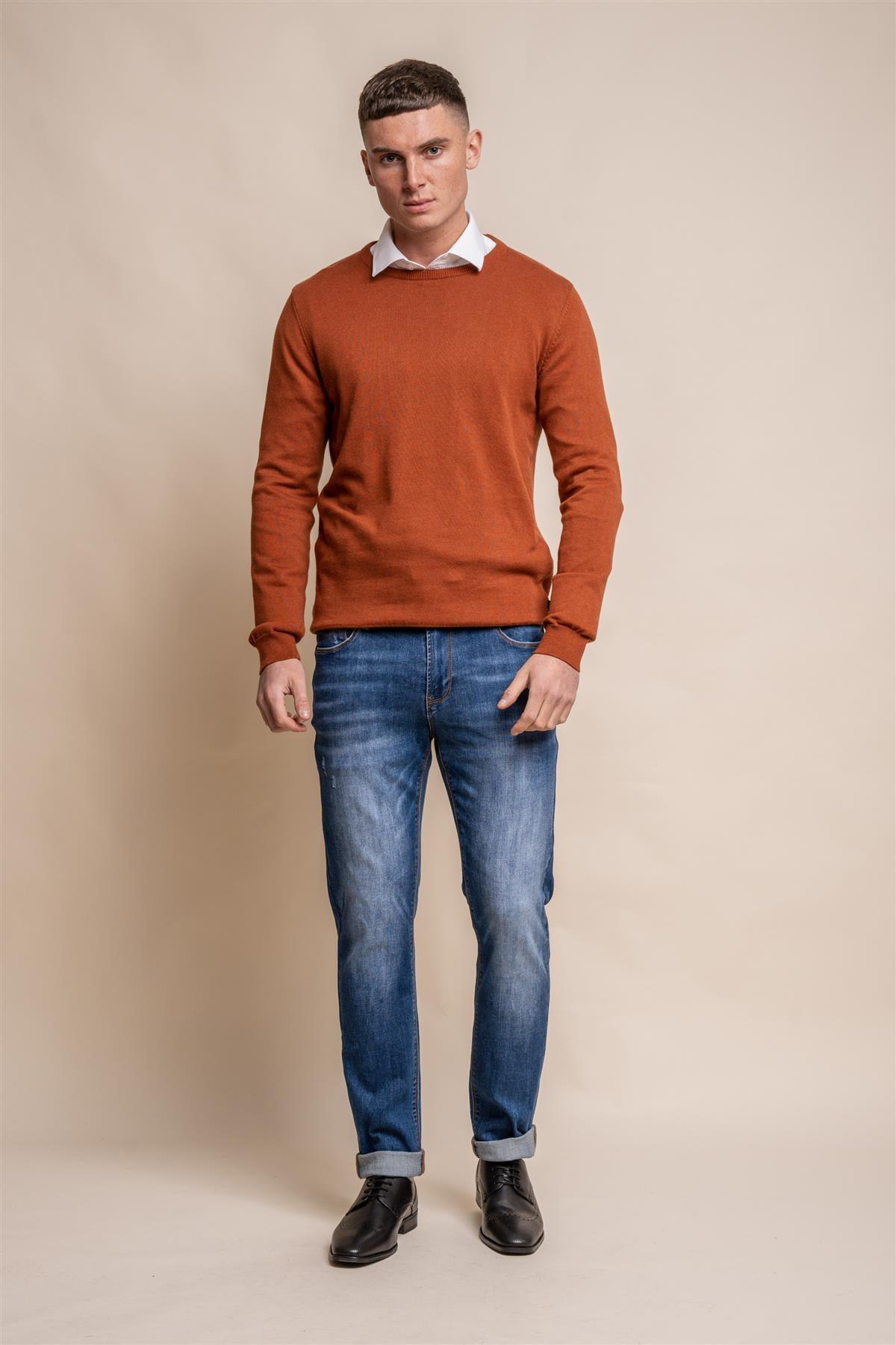 KN101 rust crewneck knitwear front