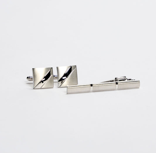 Elevate Your Style: How to Wear Cufflinks