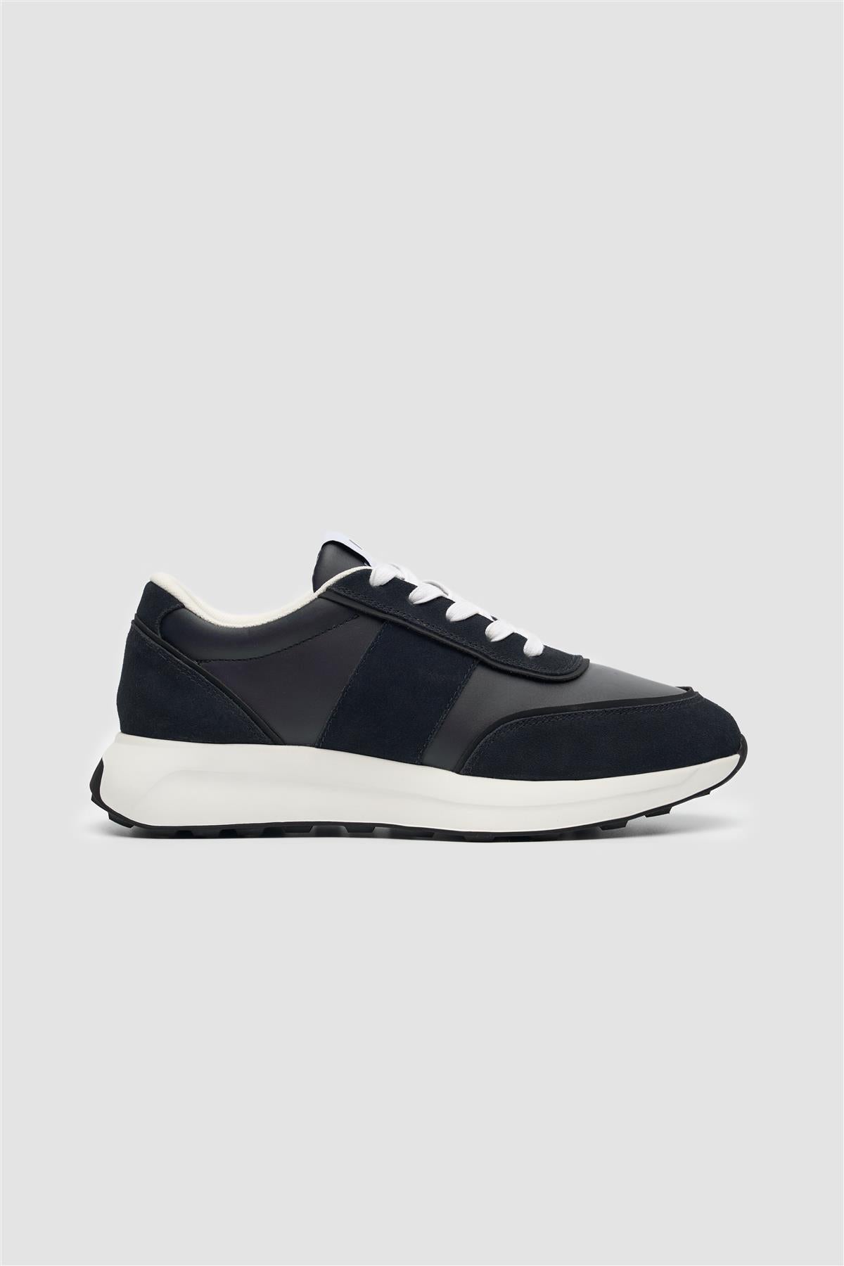 Alanza Navy Technical Runner