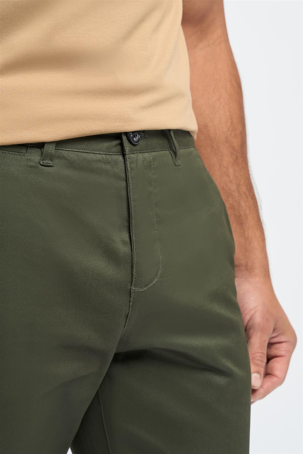 Dakota Olive Chino