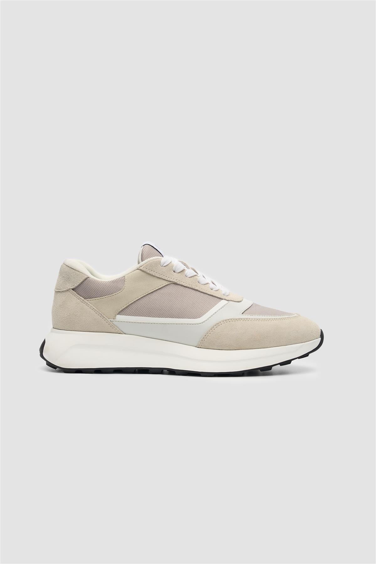 Brisbane White Technical Runner