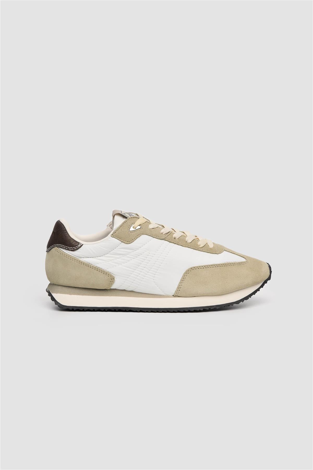 International Runner Cream Lightweight Nylon Trainer
