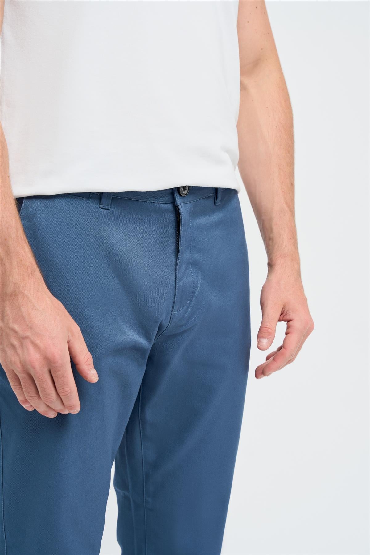 Dakota Cobolt Chino