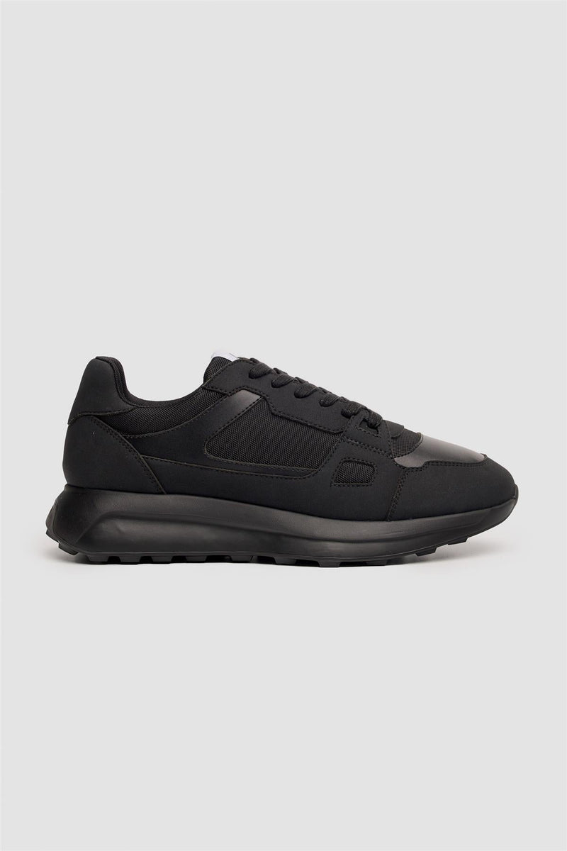 Albany Black Trainers