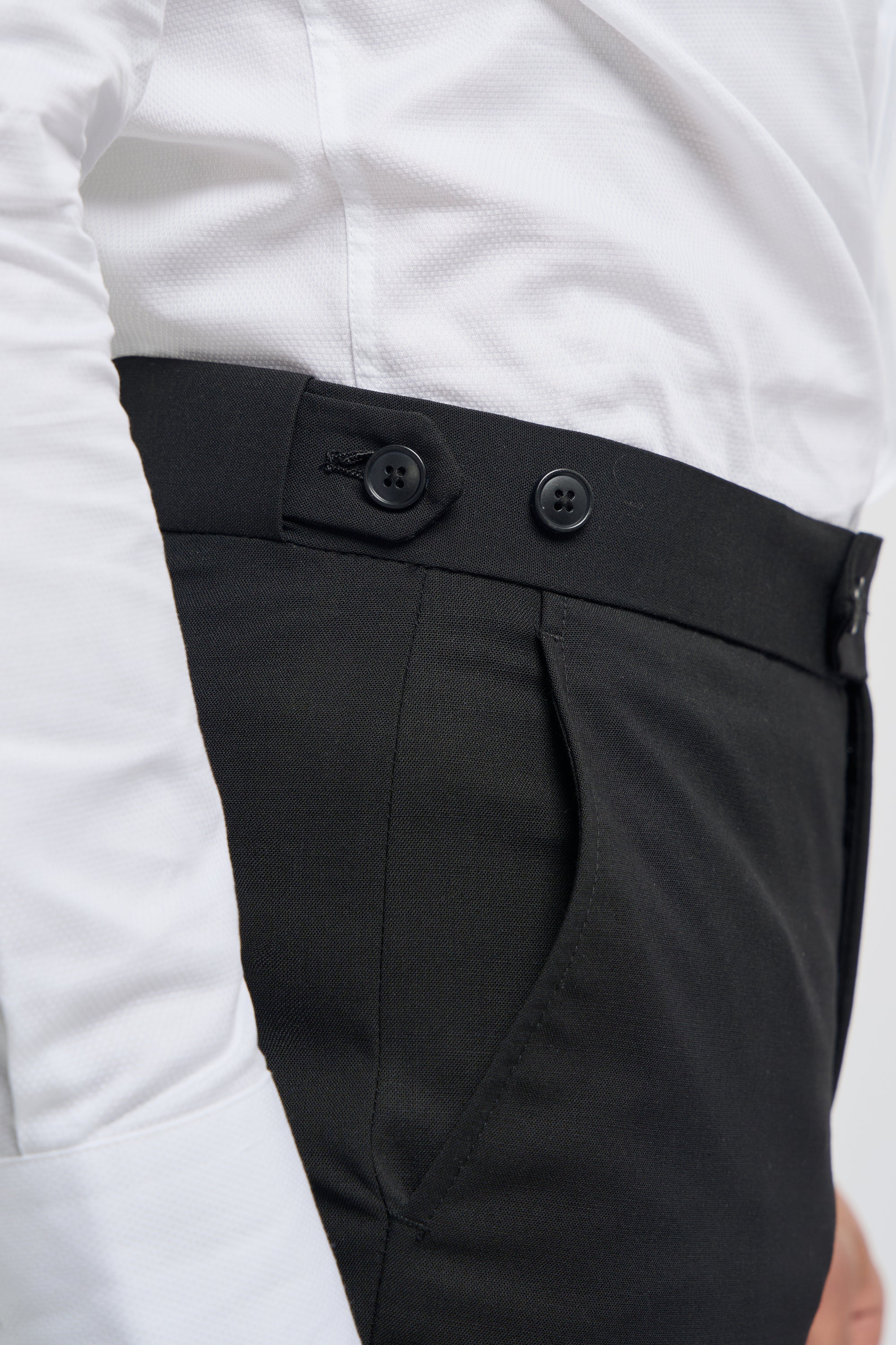 House of Cavani Aspen black trousers waist detail