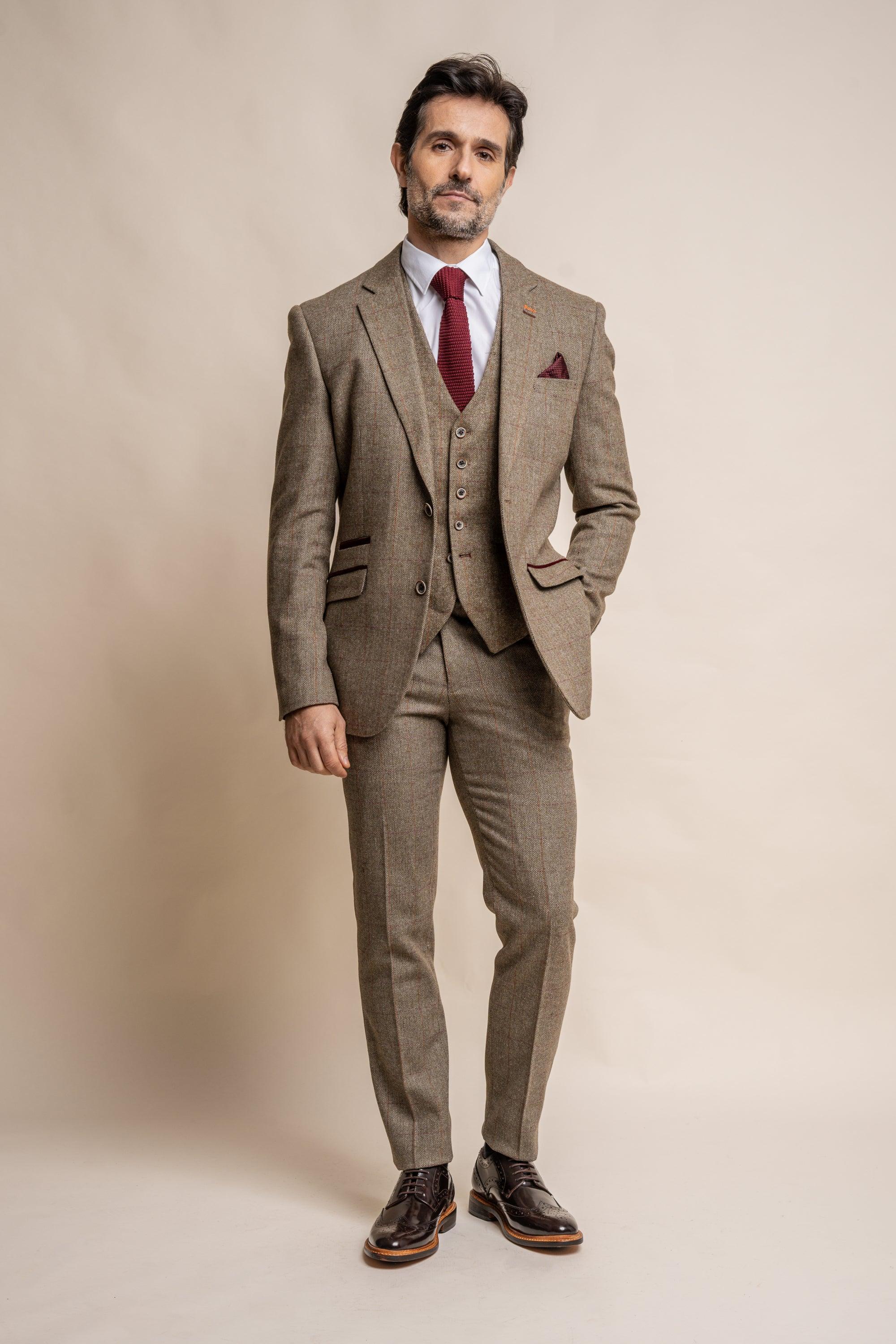 Gastson sage tweed three piece suit front